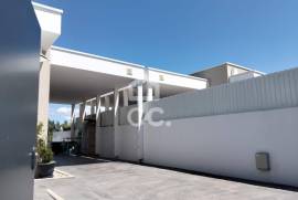 Contemporary 3-Bedroom Detached Villa with Private Swimming Pool