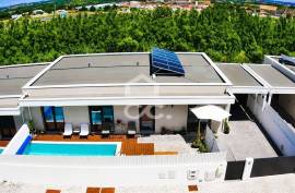 Contemporary 3-Bedroom Detached Villa with Private Swimming Pool