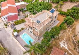 Elegant Detached Villa with Swimming Pool, Basement & Countryside Views, Boliqueime Elegant Detached Villa with Swimming Pool, Basement & Countryside Views, Boliqueime