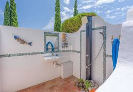 Stunning Semi-Detached Villa in the Heart of Malhadais, Boliqueime Stunning Semi-Detached Villa in the Heart of Malhadais, Boliqueime