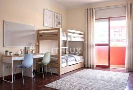 T2 with Parking — Space, Comfort! T2 with Parking — Space, Comfort!