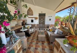 Single-Storey Country Villa with Stunning Outdoor Living, Roof Terrace & Beautiful Mature Gardens Single-Storey Country Villa with Stunning Outdoor Living, Roof Terrace & Beautiful Mature Gardens
