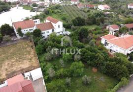 Opportunity for developers and investors: Sale of property in Fatima - close to the Sanctuary and House of the Little Shepherds Opportunity for developers and investors: Sale of property in Fatima - close to the Sanctuary and House of the Little Shepherds
