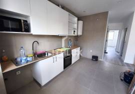 2 bedrooms refurbished for rent in Montijo