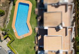 Stunning Renovated 3-Bedroom Villa with Rooftop and Pool – Guia, Algarve