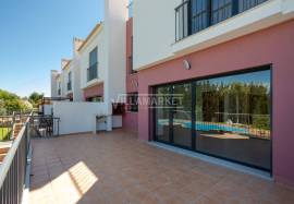 Stunning Renovated 3-Bedroom Villa with Rooftop and Pool – Guia, Algarve