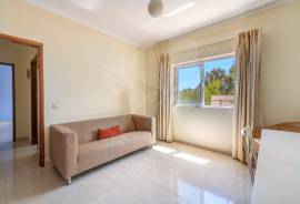4 bedroom villa, detached, single storey & with garage - near Loulé town centre 4 bedroom villa, detached, single storey & with garage - near Loulé town centre
