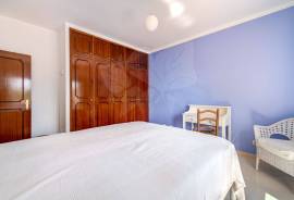 4 bedroom villa, detached, single storey & with garage - near Loulé town centre 4 bedroom villa, detached, single storey & with garage - near Loulé town centre