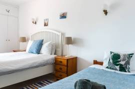 Renovated, Ground Floor T2 Apartment with Sea Views & Large Private Terrace Renovated, Ground Floor T2 Apartment with Sea Views & Large Private Terrace