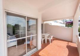 Renovated, Ground Floor T2 Apartment with Sea Views & Large Private Terrace Renovated, Ground Floor T2 Apartment with Sea Views & Large Private Terrace