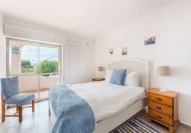 Renovated, Ground Floor T2 Apartment with Sea Views & Large Private Terrace Renovated, Ground Floor T2 Apartment with Sea Views & Large Private Terrace