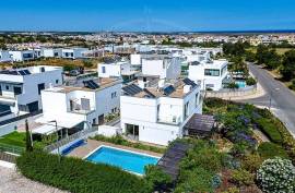 Exquisite 4 Bedroom Tavira Detached Villa with Swimming Pool Exquisite 4 Bedroom Tavira Detached Villa with Swimming Pool