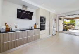 Exquisite 4 Bedroom Tavira Detached Villa with Swimming Pool Exquisite 4 Bedroom Tavira Detached Villa with Swimming Pool