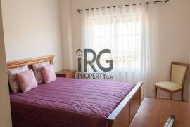 Spacious 3 Bedroom Apartment in the Heart of Loulé with storage.
