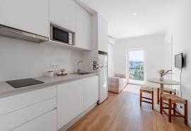 Fully Renovated Residential Investment Building for Sale in Barreira, Leiria | 17 Apartments | 7% Yield Fully Renovated Residential Investment Building for Sale in Barreira, Leiria | 17 Apartments | 7% Yield