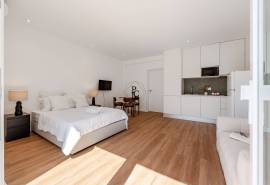 Fully Renovated Residential Investment Building for Sale in Barreira, Leiria | 17 Apartments | 7% Yield Fully Renovated Residential Investment Building for Sale in Barreira, Leiria | 17 Apartments | 7% Yield