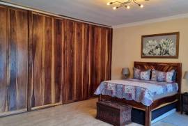 Excellent 4 Bed Room House & Farm To Redevelop For Sale In Kabwe, Zambia Excellent 4 Bed Room House & Farm To Redevelop For Sale In Kabwe, Zambia
