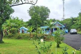 Excellent Estate with 2 Cottages For Sale in La Fargue Saint Lucia