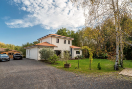 Stunning 5 Bedroom Villa For Sale in Biscarrosse Atlantic Coast South West France Stunning 5 Bedroom Villa For Sale in Biscarrosse Atlantic Coast South West France