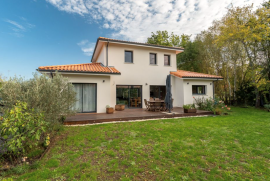 Stunning 5 Bedroom Villa For Sale in Biscarrosse Atlantic Coast South West France Stunning 5 Bedroom Villa For Sale in Biscarrosse Atlantic Coast South West France