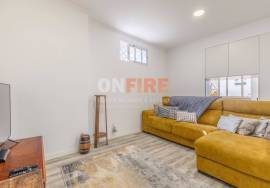 4 bedroom villa with garage in Funchal 4 bedroom villa with garage in Funchal