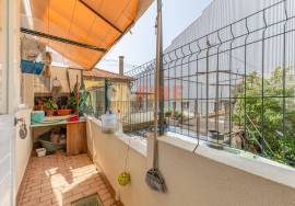 4 bedroom villa with garage in Funchal 4 bedroom villa with garage in Funchal