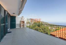 3 bedroom villa with sea view in Estreito da Calheta