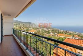 3 bedroom villa with sea view in Estreito da Calheta 3 bedroom villa with sea view in Estreito da Calheta