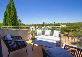 Fabulous  Villa 5+1 near the beach and close to Quinta do Lago and Vale Lobo, Algarve