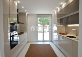 Contemporary style 3 bedroom villas with garden and swimming pool near Vilamoura/Vila Sol, Algarve