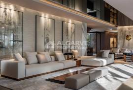 Contemporary Luxury 4-bedroom Villa in Vilamoura