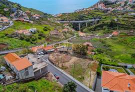 Bell Tower Land 557m2 With sea views