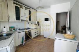 Penthouse with sea view and central location in Loulé