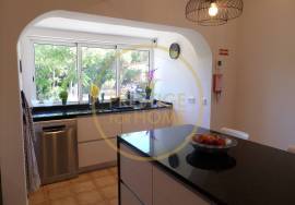 4-bedroom villa with panoramic sea views, swimming pool and 5,000 m² of land – Santa Bárbara de Nexe