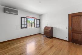 Tavira – Spacious 4-bedroom villa with sea views, garage and near centre Tavira – Spacious 4-bedroom villa with sea views, garage and near centre