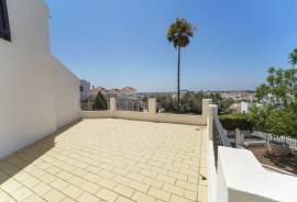 Tavira – Spacious 4-bedroom villa with sea views, garage and near centre Tavira – Spacious 4-bedroom villa with sea views, garage and near centre