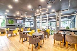 Zagreb, Sesvete - Commercial Property on Two Levels, 443.27 m²