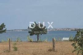 ZADAR, PRIVLAKA - building land near the sea