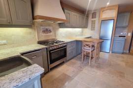A Very Pretty Stone House With 110 M2 Of Living Space, A 50 M2 Terrace And Views. A Very Pretty Stone House With 110 M2 Of Living Space, A 50 M2 Terrace And Views.
