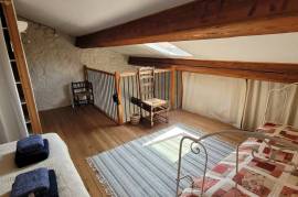 A Charming Stone House With 90 M2 Of Living Space, Vaulted Cellars And A Large Courtyard. A Charming Stone House With 90 M2 Of Living Space, Vaulted Cellars And A Large Courtyard.