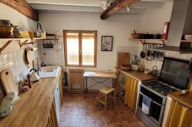 A Charming Stone House With 90 M2 Of Living Space, Vaulted Cellars And A Large Courtyard. A Charming Stone House With 90 M2 Of Living Space, Vaulted Cellars And A Large Courtyard.