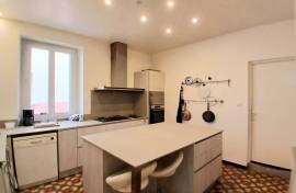 Spacious And Charming Village House With 6 Bedrooms, Large Garage And Enclosed Not Overlooked Garden In A Sought-After Riverside Village. Spacious And Charming Village House With 6 Bedrooms, Large Garage And Enclosed Not Overlooked Garden In A Sought-After Riverside Village.