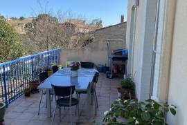 Beautiful And Rare Property Offering A Main House, A Studio And An Independent Guesthouse On A 545 M2 Plot With Garden And Well.