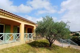 Pleasant Villa With 4 Bedrooms And Independent Chalet On A Lovely Landscaped Plot Of 1338 M2 With Pool And Open Views
