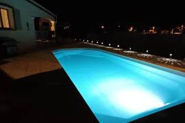 Beautifully Renovated Villa With 5 Bedrooms, 2 Bathrooms And A Garage On A Landscaped 681 M2 Plot With Heated Swimming Pool And Petanque Court. Beautifully Renovated Villa With 5 Bedrooms, 2 Bathrooms And A Garage On A Landscaped 681 M2 Plot With Heated Swimming Pool And Petanque Court.