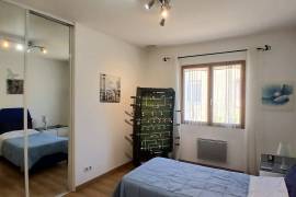 Beautifully Renovated Villa With 5 Bedrooms, 2 Bathrooms And A Garage On A Landscaped 681 M2 Plot With Heated Swimming Pool And Petanque Court. Beautifully Renovated Villa With 5 Bedrooms, 2 Bathrooms And A Garage On A Landscaped 681 M2 Plot With Heated Swimming Pool And Petanque Court.