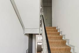 Ready to move! 2-Room Top-Floor Apartment next to Schlossstrasse-Steglitz Ready to move! 2-Room Top-Floor Apartment next to Schlossstrasse-Steglitz