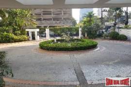 Moon Tower- Spacious Three Bedroom Duplex for Rent in Thong Lo Moon Tower- Spacious Three Bedroom Duplex for Rent in Thong Lo