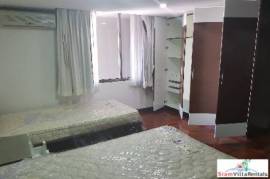 Asa Garden - Extra Large Three Bedroom Duplex and Pet Friendly on Sukhumvit 24 Asa Garden - Extra Large Three Bedroom Duplex and Pet Friendly on Sukhumvit 24