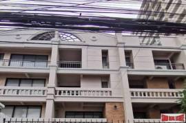 Home Office / Townhouse for Rent in a Prime Nana Location